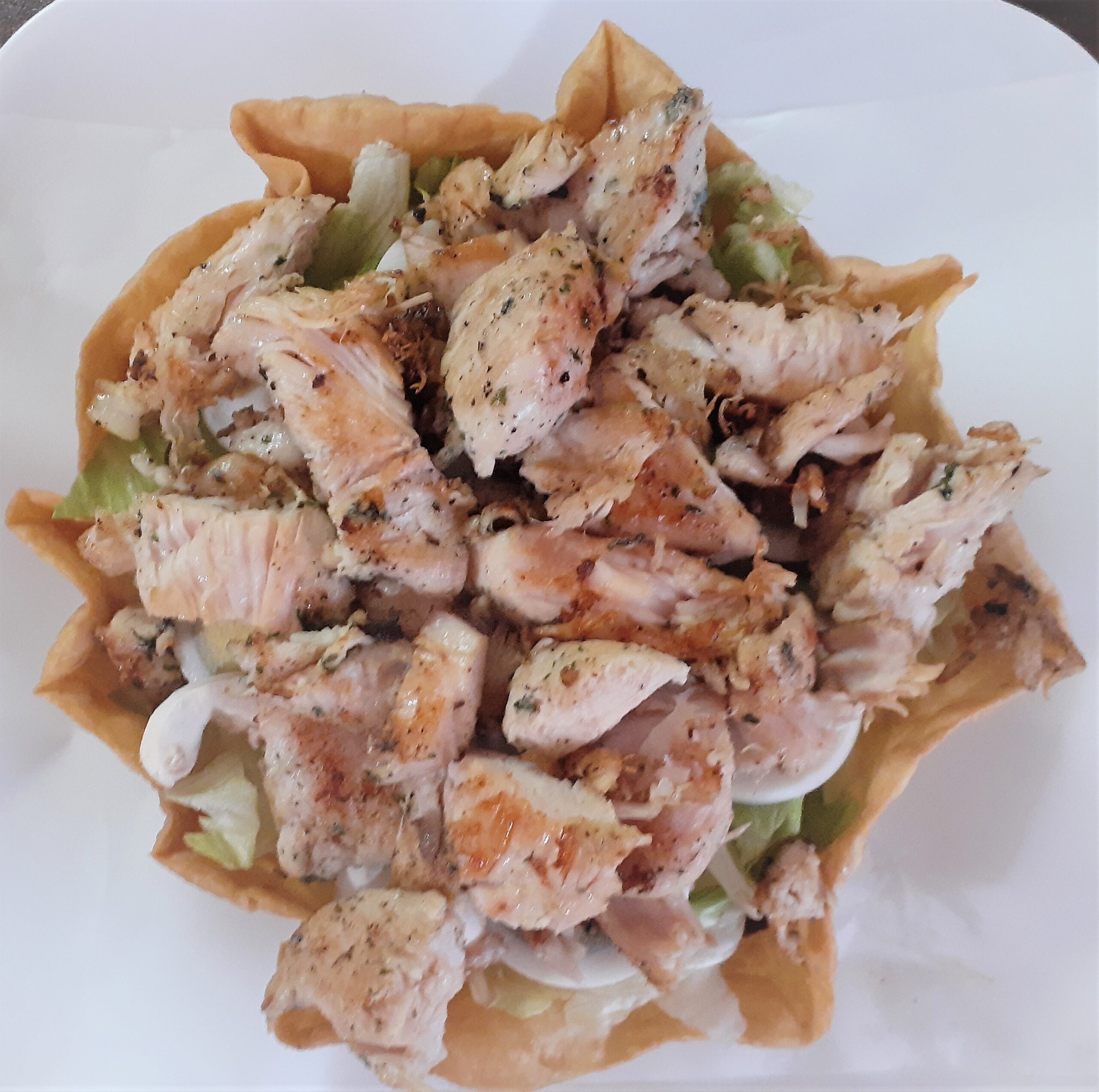 GRILLED CHICKEN SALAD